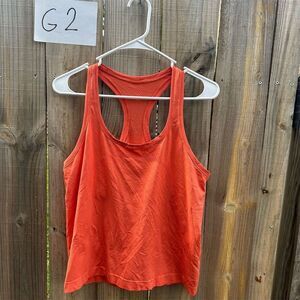 Lululemon swiftly, tech Women's Racerback Crop Tank Size 10 Activewear